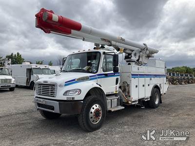 Altec LRV55, 60 ft, Over-Center Bucket Truck