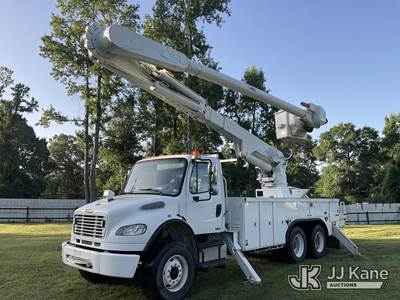 Altec AM60E-MH, Over-Center Material Handling Bucket Truck