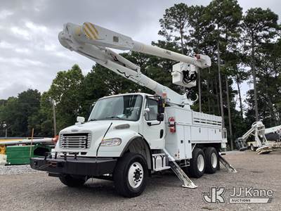 Altec AM855, 60 ft, Over-Center Material Handling Bucket Truck
