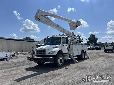 Altec AA55, 61 ft, Material Handling Bucket Truck