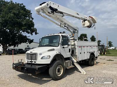 Altec TA55, 60 ft, Articulating & Telescopic Material Handling Bucket Truck