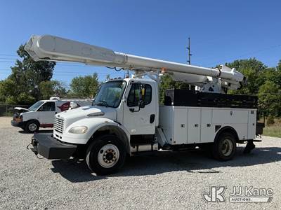 Altec AM855-MH, 60 ft, Over-Center Material Handling Bucket Truck