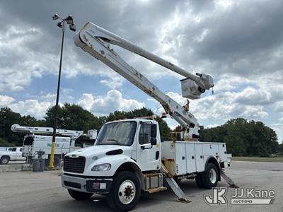 Altec AA55, 61 ft, Material Handling Bucket Truck