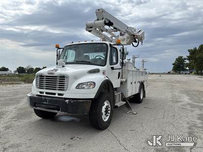 Altec TA41M, 45 ft, Articulating & Telescopic Material Handling Bucket Truck