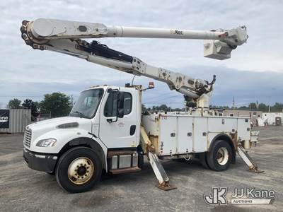 Altec AM55, 60 ft, Over-Center Material Handling Bucket Truck