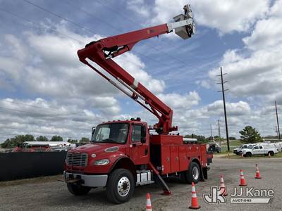 Altec TA60, 65 ft, Articulating & Telescopic Bucket Truck