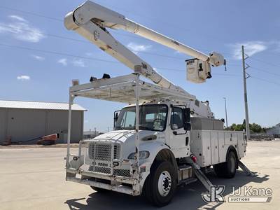 Altec AA755MH, 60 ft, Material Handling Bucket Truck