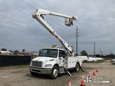 Altec AA755-MH, 60 ft, Articulating Material Handling Bucket Truck