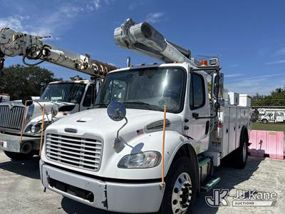 Altec L42A, 47 ft, Over-Center Bucket