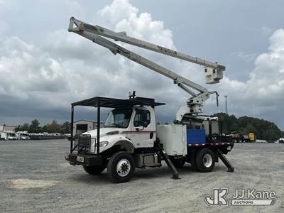 Terex XT70, 75 ft, Over-Center Elevator Bucket Truck