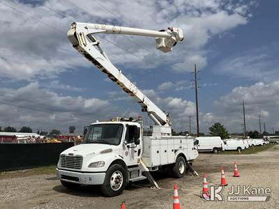 Altec AA55-MH, 60 ft, Articulating Material Handling Bucket Truck