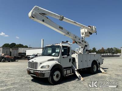 Altec AA55-MH, 61 ft, Material Handling Bucket Truck