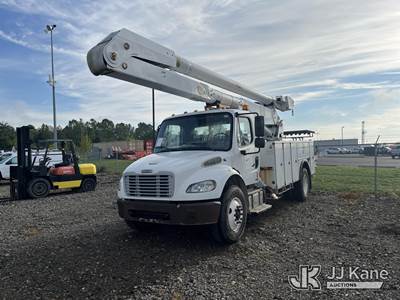 Altec AA755MH, 60 ft, Material Handling Bucket Truck