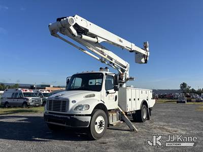 Altec TA60, 65 ft, Articulating & Telescopic Material Handling Bucket Truck