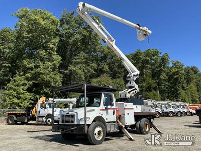 Altec LR760-E70, 75 ft, Over-Center Elevator Bucket Truck