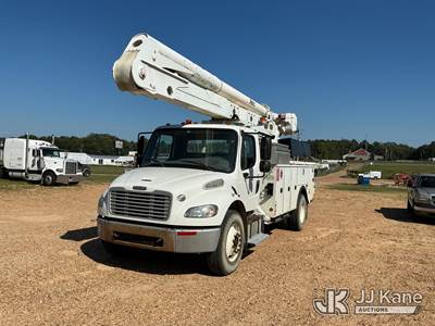 Altec AA55-MH, 60 ft, Material Handling Bucket Truck