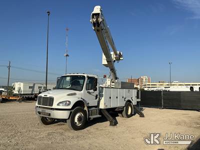 HiRanger HRX-55, 60 ft, Material Handling Bucket Truck