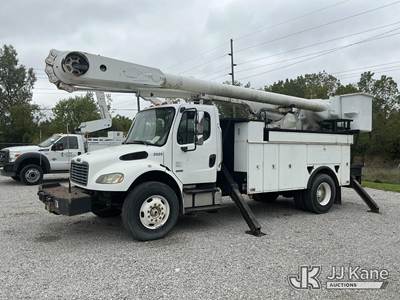 Altec AM55, 60 ft, Over-Center Material Handling Bucket Truck