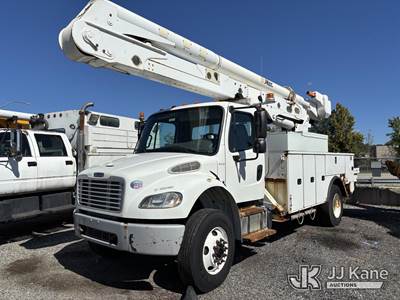 Altec AA55-MH, 61 ft, Material Handling Bucket Truck