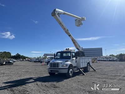 Altec AA755-MH, 60 ft, Material Handling Bucket Truck
