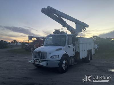 Versalift VO431-01, 45 ft, Over-Center Bucket Truck