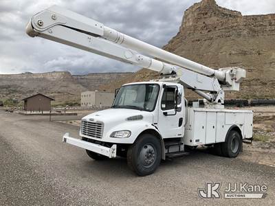 Altec AA755L, 61 ft, Bucket Truck