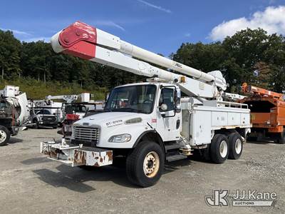 Altec AA755-MH, 60 ft, Material Handling Bucket Truck