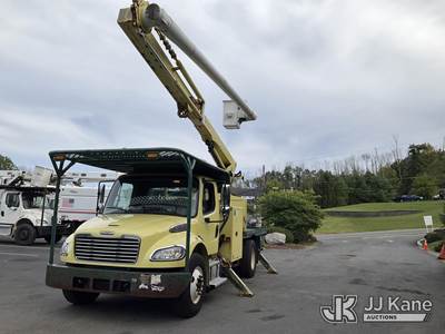 Altec LR760-E70, 75 ft, Over-Center Elevator Bucket Truck