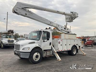 Altec AA55E, 61 ft, Material Handling Bucket Truck