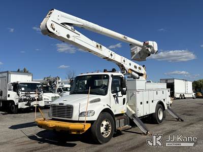 Altec A55E, 60 ft, Material Handling Bucket Truck