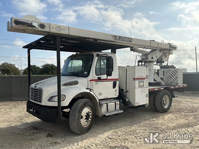 Terex XT PRO 60, 65 ft, Over-Center Bucket Truck