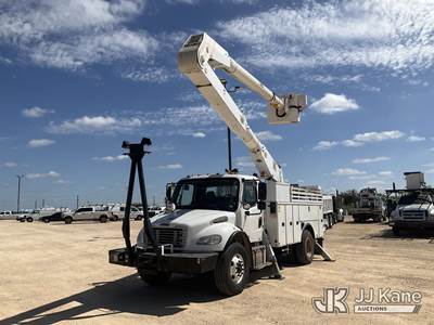 Altec AA755, 61 ft, Bucket Truck