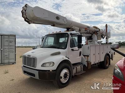 Altec AM55E, 60 ft, Over-Center Material Handling Bucket Truck