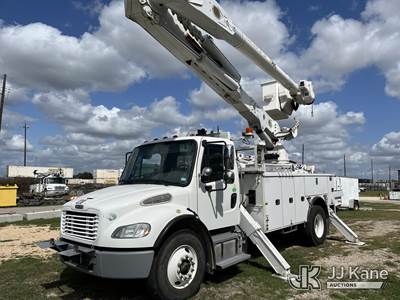 Altec AM55, 60 ft, Over-Center Material Handling Bucket Truck