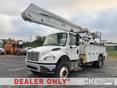 Altec AA55, 700 Lb 58 ft, Articulating Material Handling Bucket Truck