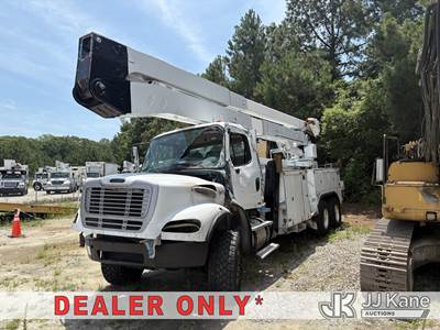 Altec A77T-E93, 97 ft, Articulating & Telescopic Material Handling Elevator Bucket Truck