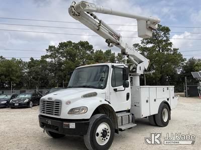 Altec L42A, 47 ft, Over-Center Bucket Truck
