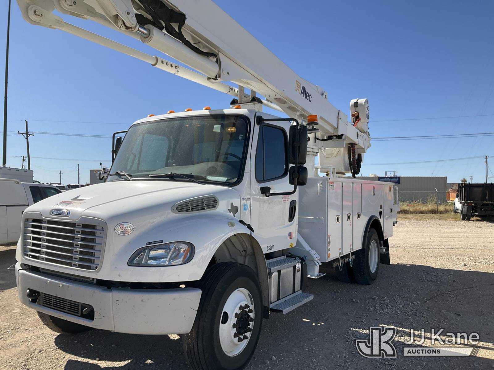 2020 Altec TA60, 65 ft, Articulating & Telescopic Material Handling ...