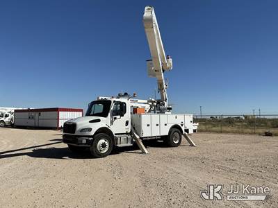 Altec AA55, 60 ft, Material Handling Bucket Truck