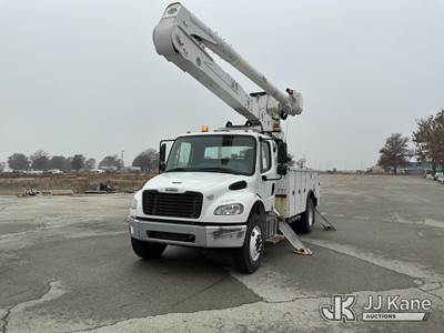 Altec AA55, 60 ft, Material Handling Bucket Truck