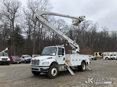 Altec AA55, 60 ft, Material Handling Bucket Truck