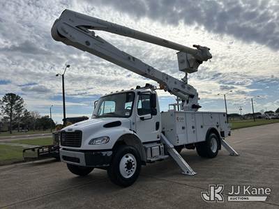 Altec AA55-MH, 60 ft, Material Handling Bucket Truck