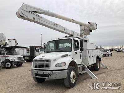 Altec AA55-MH, 60 ft, Material Handling Bucket Truck