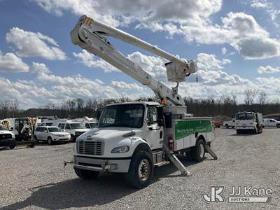 Altec AA55-MH, 61 ft, Material Handling Bucket Truck
