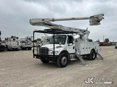 Altec AM55, 60 ft, Articulating Material Handling Bucket Truck