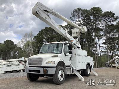 Altec AA55MH, 60 ft, Material Handling Bucket Truck