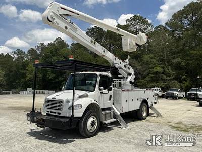 Altec AA55E-MH, 61 ft, Material Handling Bucket Truck