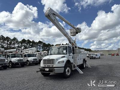 Altec AA55E, 60 ft, Material Handling Bucket Truck
