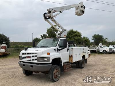 Altec AT37G, 42 ft, Articulating & Telescopic Bucket Truck