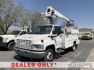 Altec AT235-P, 40 ft, Articulating & Telescopic Non-Insulated Cable Placing Bucket Truck